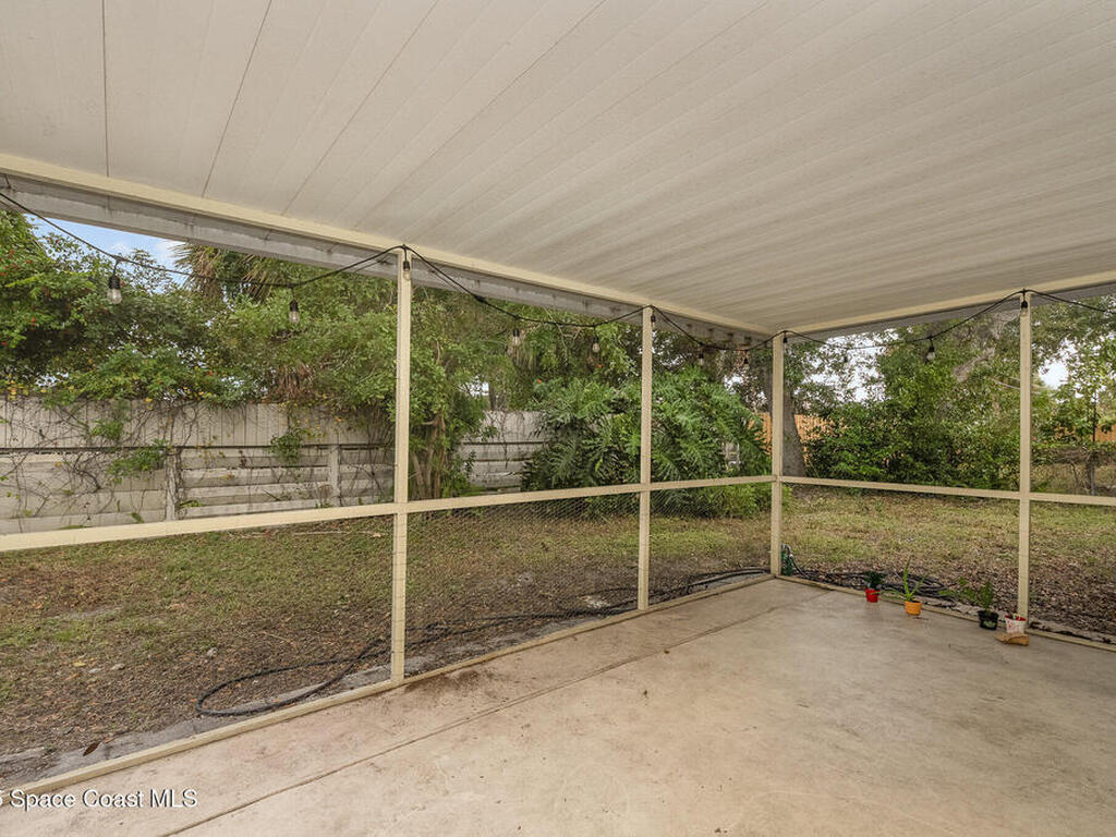100 Barbados Drive, Merritt Island, FL 32952