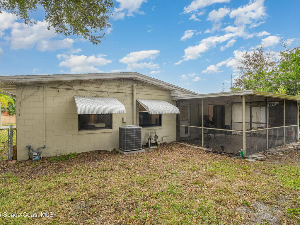 100 Barbados Drive, Merritt Island, FL 32952