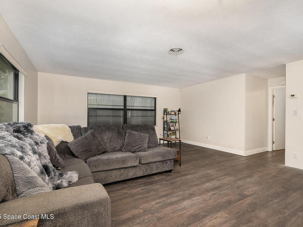 100 Barbados Drive, Merritt Island, FL 32952