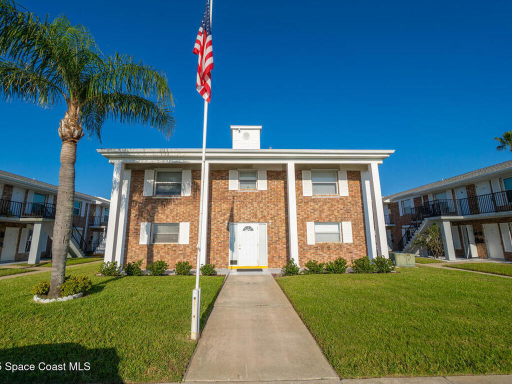190 E Olmstead Drive, Titusville, FL 32780