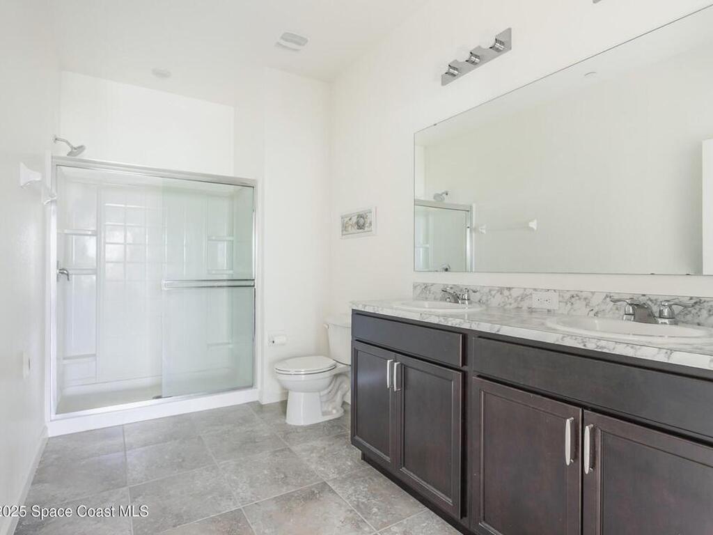 560 Remington Green Drive, Palm Bay, FL 32909