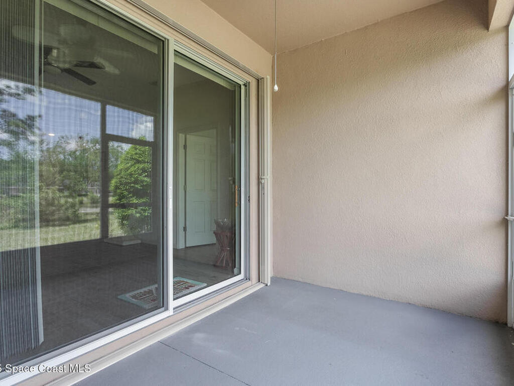 560 Remington Green Drive, Palm Bay, FL 32909