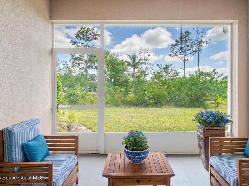 560 Remington Green Drive, Palm Bay, FL 32909