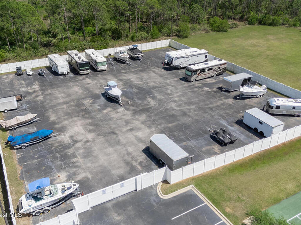 560 Remington Green Drive, Palm Bay, FL 32909