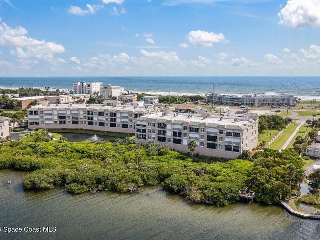 2022 Julep Drive, Cocoa Beach, FL 32931