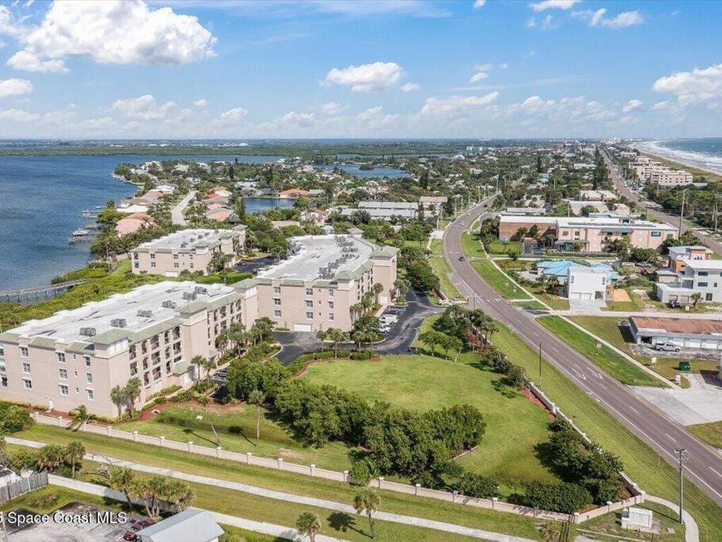 2022 Julep Drive, Cocoa Beach, FL 32931
