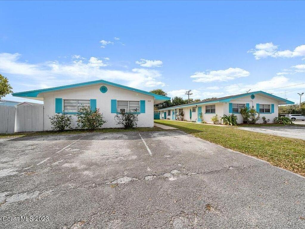203 Taylor Avenue, Cape Canaveral, FL 32920