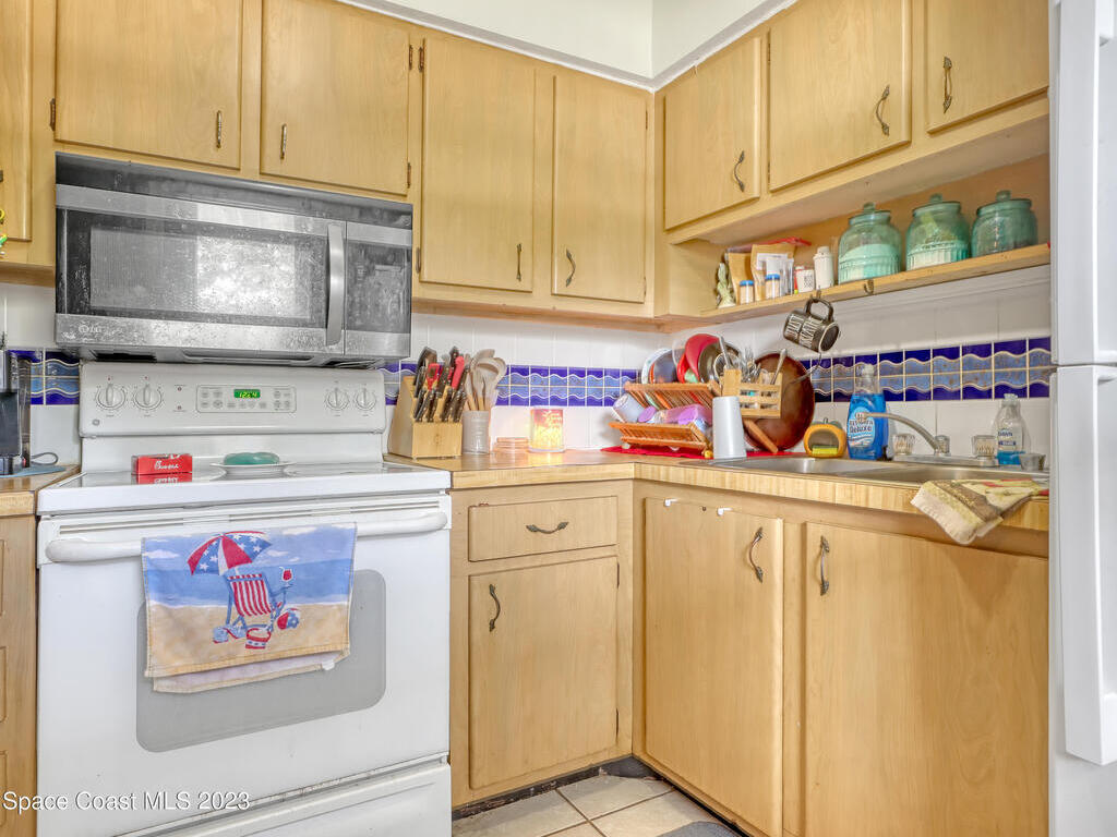 203 Taylor Avenue, Cape Canaveral, FL 32920