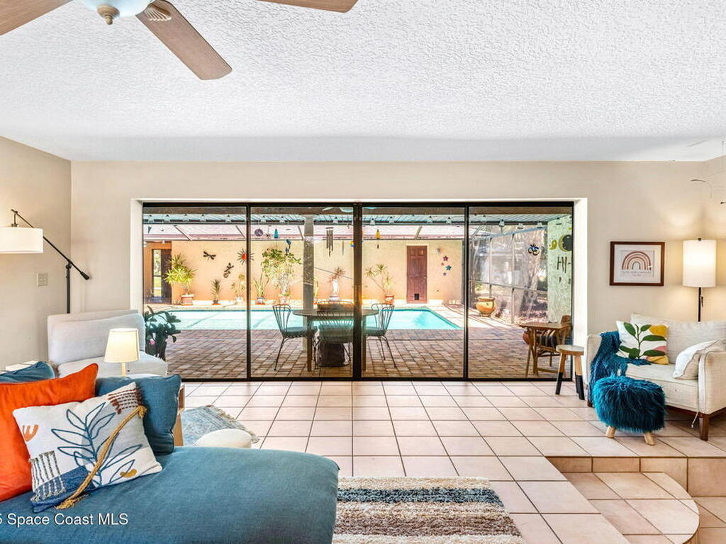 1475 S Oaks Drive, Merritt Island, FL 32952