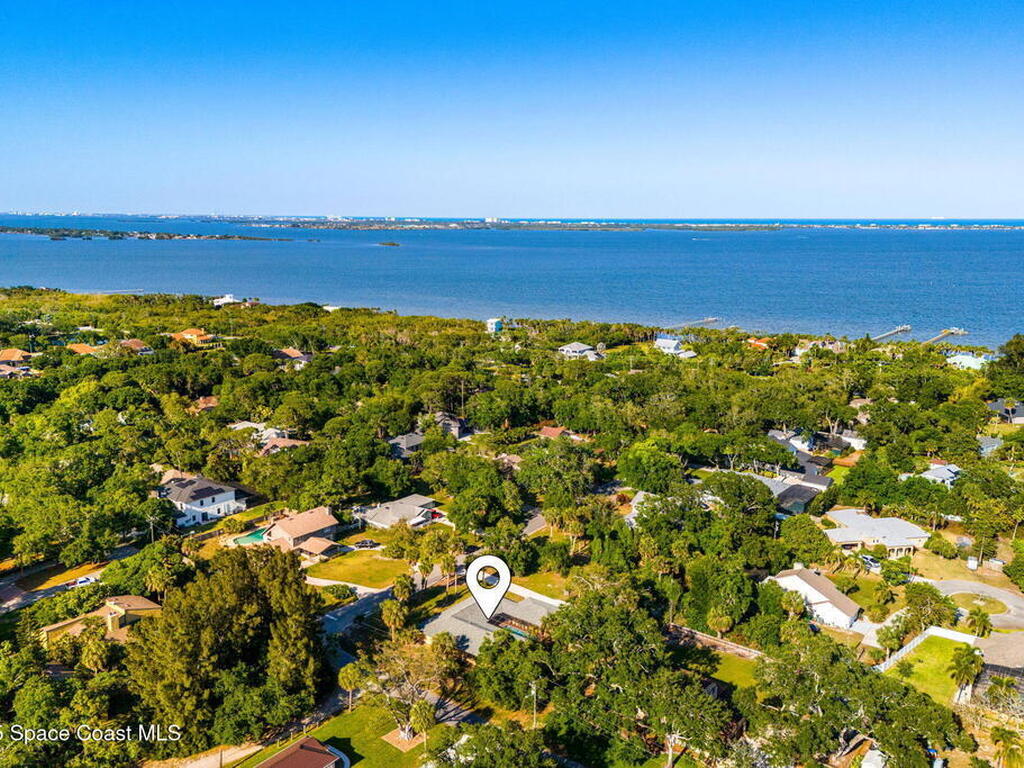 1475 S Oaks Drive, Merritt Island, FL 32952