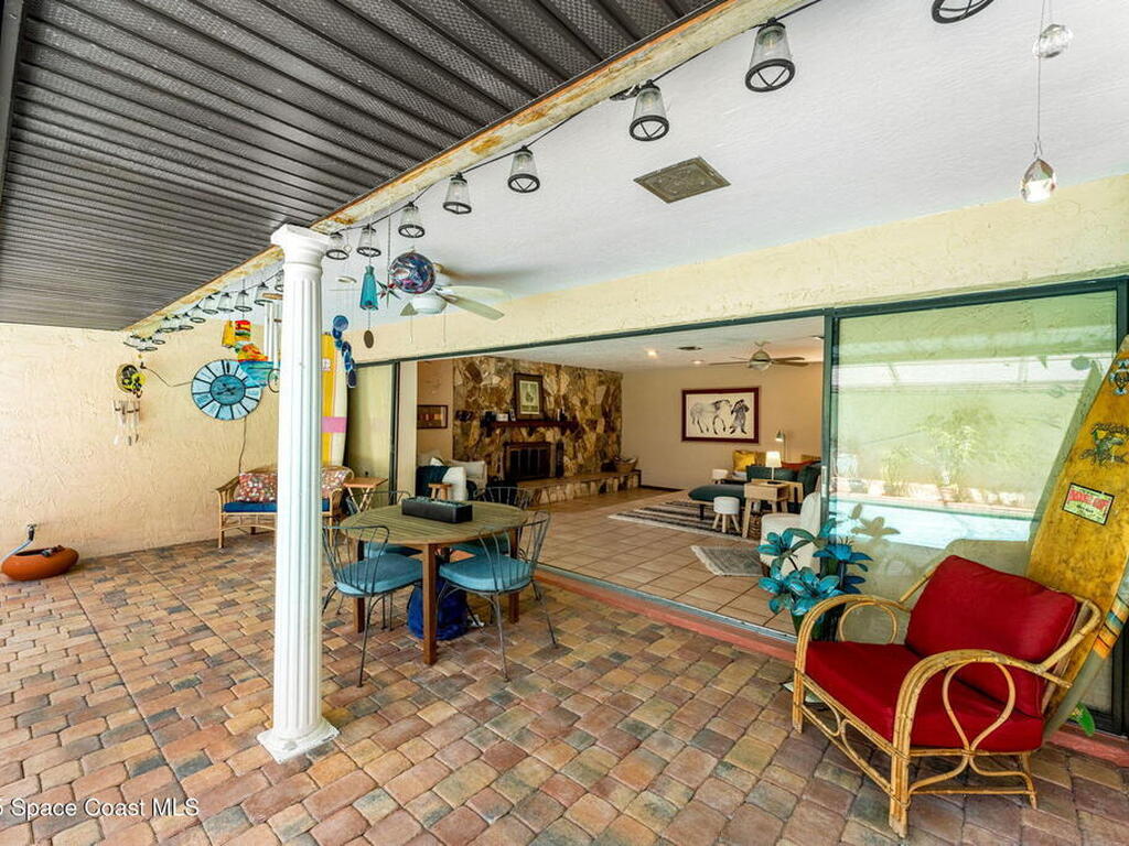 1475 S Oaks Drive, Merritt Island, FL 32952