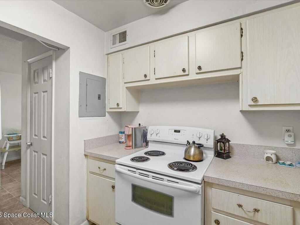 160 Bounty Street, Merritt Island, FL 32952