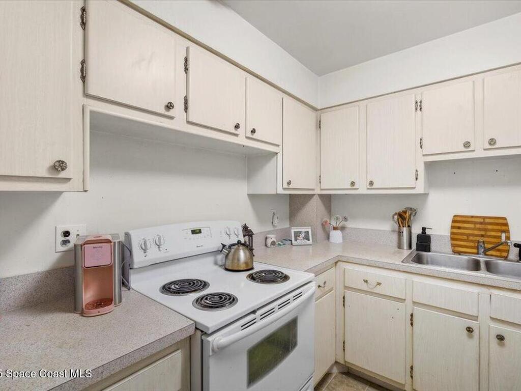 160 Bounty Street, Merritt Island, FL 32952