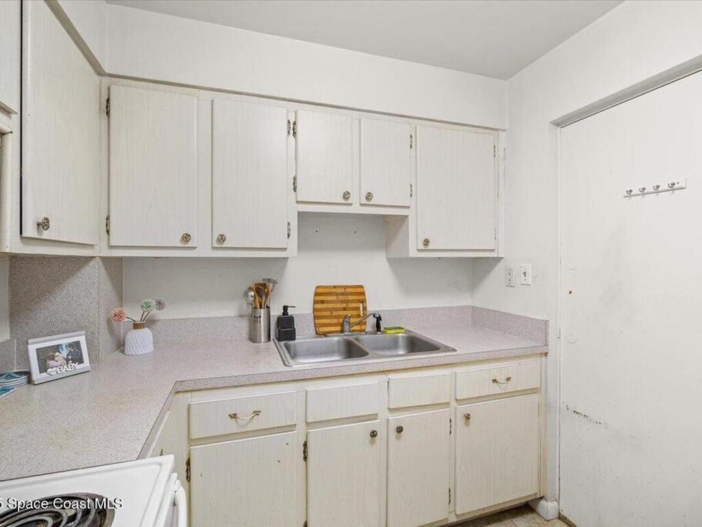 160 Bounty Street, Merritt Island, FL 32952