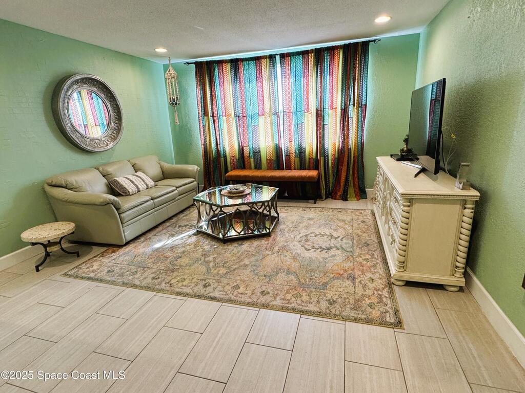 205 Buccaneer Avenue, Merritt Island, FL 32952