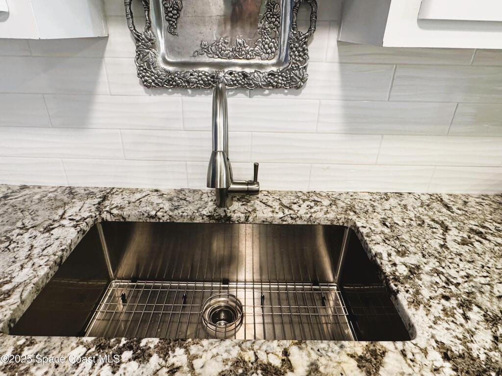 205 Buccaneer Avenue, Merritt Island, FL 32952