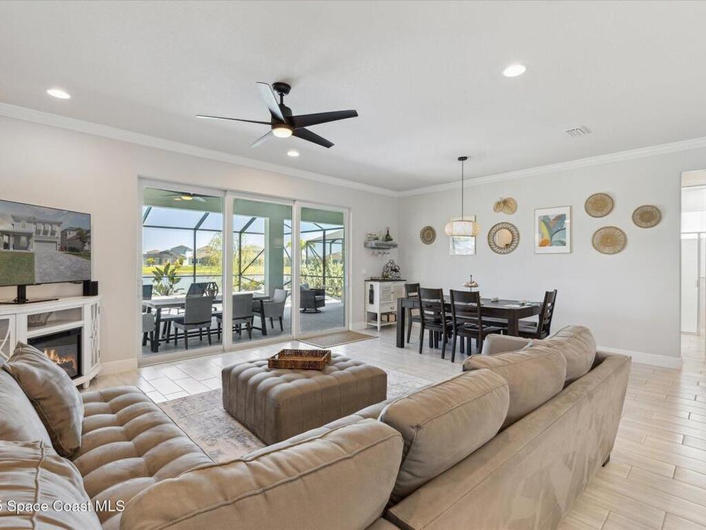 2476 Kamin Drive, Melbourne, FL 32940