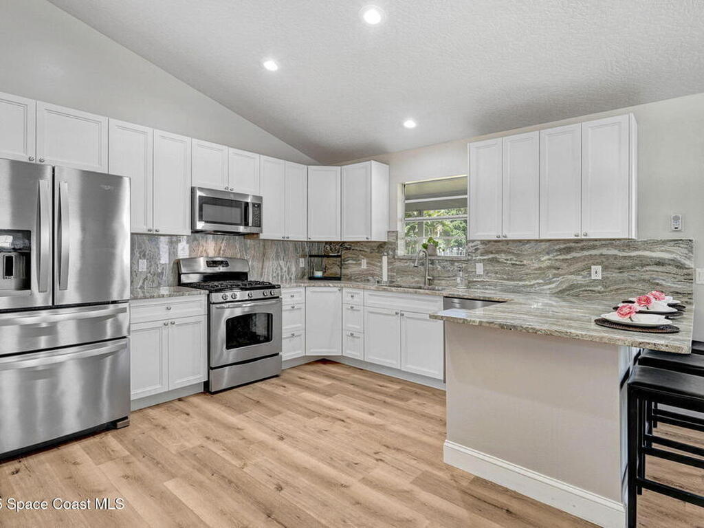 3360 Holly Springs Road, Melbourne, FL 32934