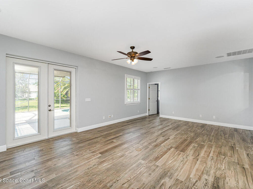 1534 Knoll Ridge Drive, Melbourne, FL 32940