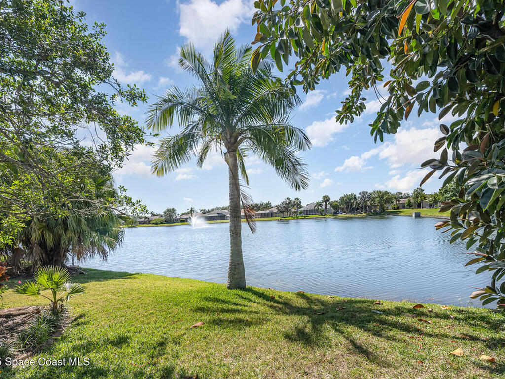 1534 Knoll Ridge Drive, Melbourne, FL 32940