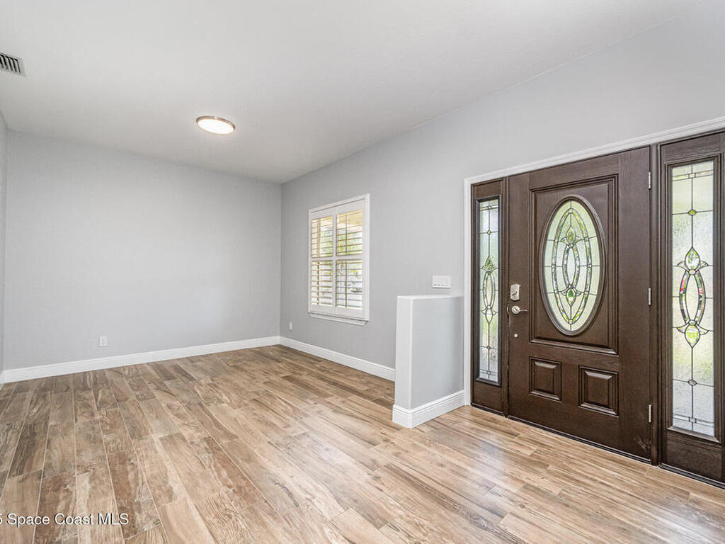 1534 Knoll Ridge Drive, Melbourne, FL 32940