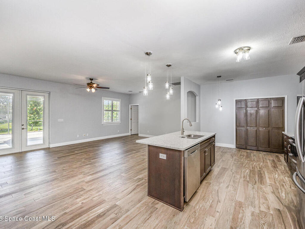 1534 Knoll Ridge Drive, Melbourne, FL 32940