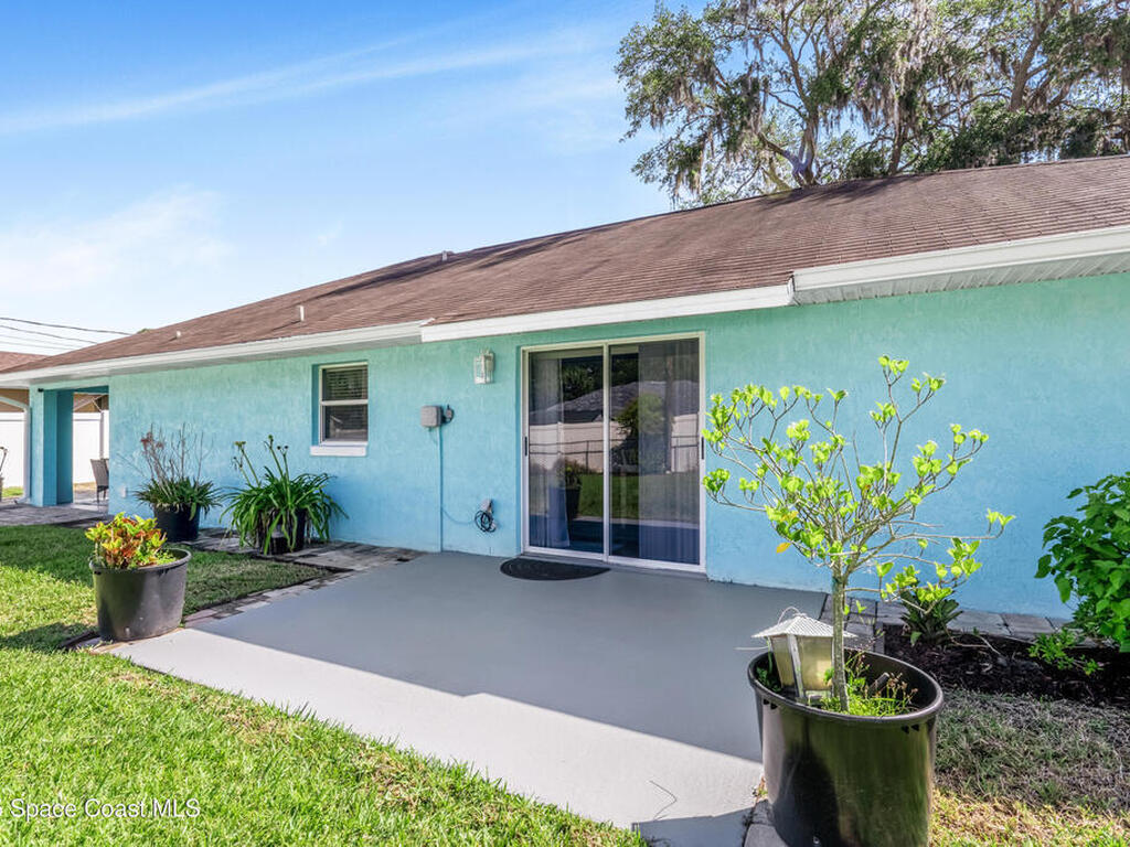 1732 Sabal Palm Drive, Edgewater, FL 32132