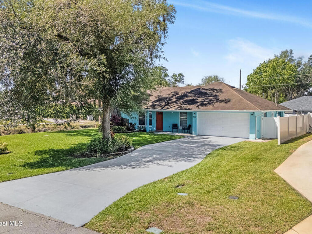 1732 Sabal Palm Drive, Edgewater, FL 32132