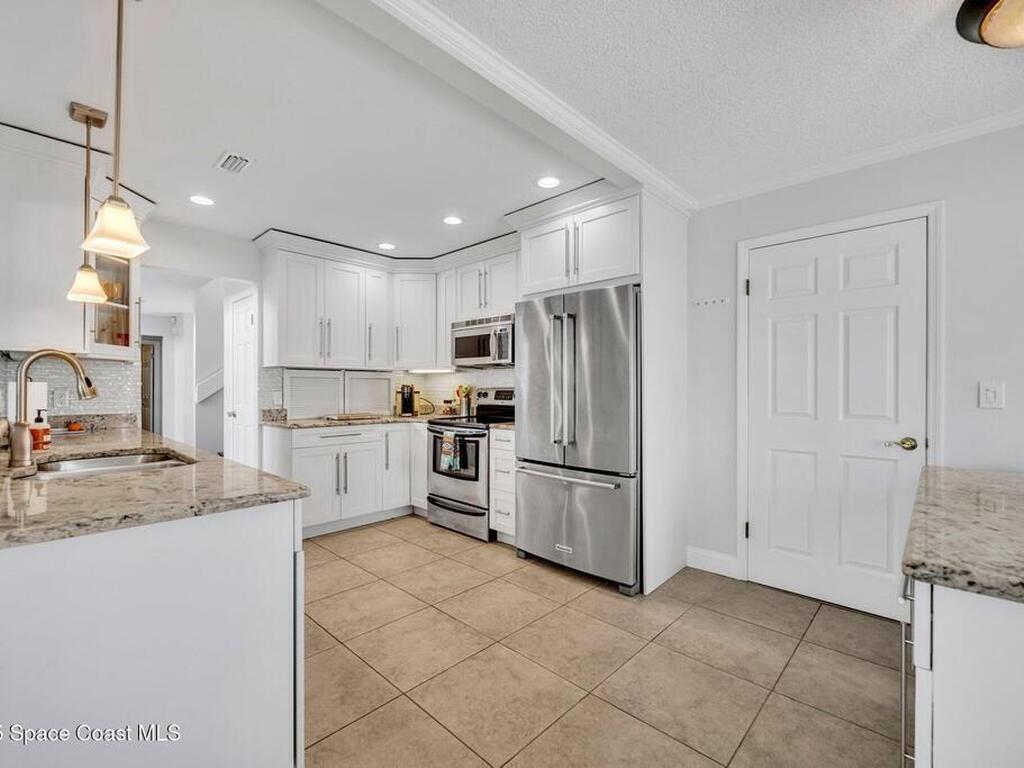 1585 Sykes Creek Drive, Merritt Island, FL 32953