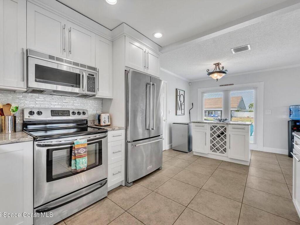 1585 Sykes Creek Drive, Merritt Island, FL 32953