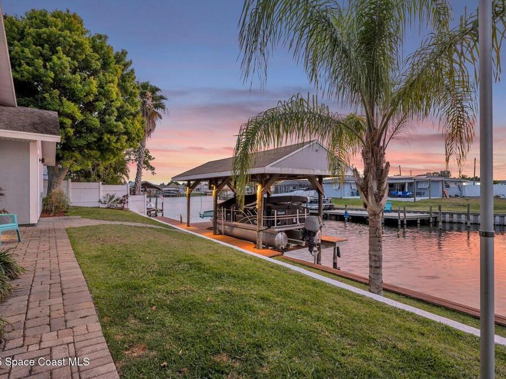 1585 Sykes Creek Drive, Merritt Island, FL 32953