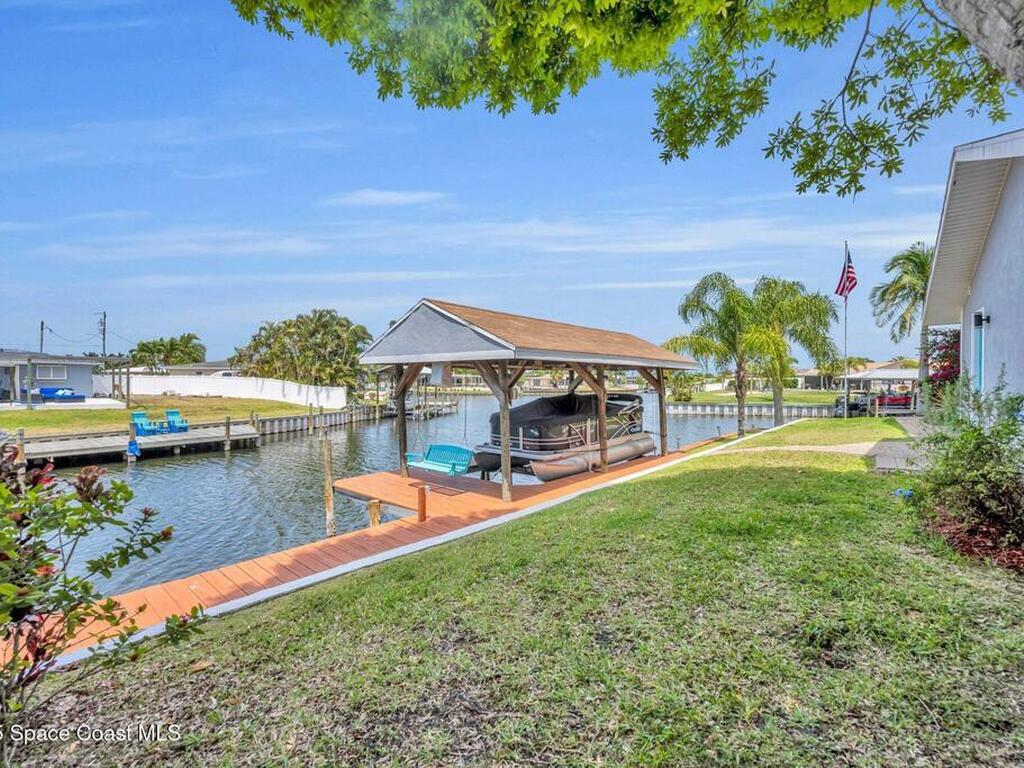 1585 Sykes Creek Drive, Merritt Island, FL 32953