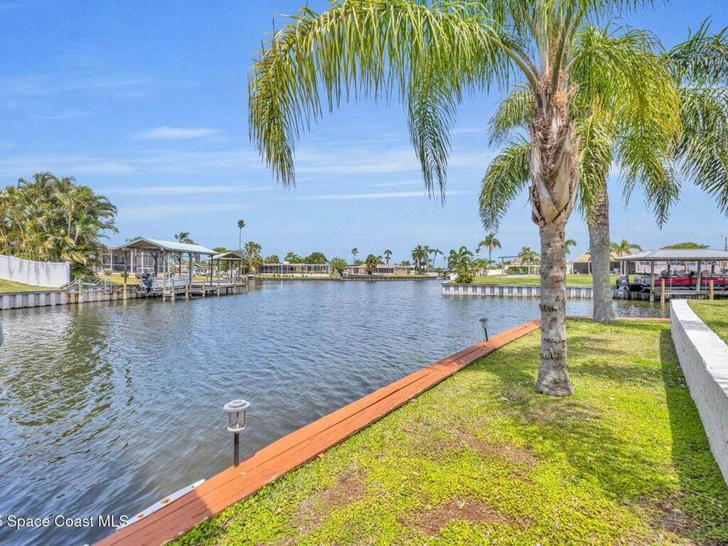 1585 Sykes Creek Drive, Merritt Island, FL 32953