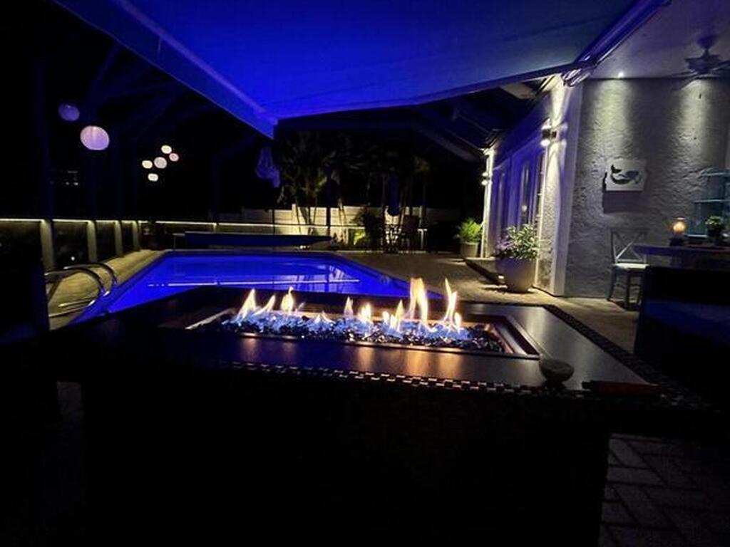 1585 Sykes Creek Drive, Merritt Island, FL 32953