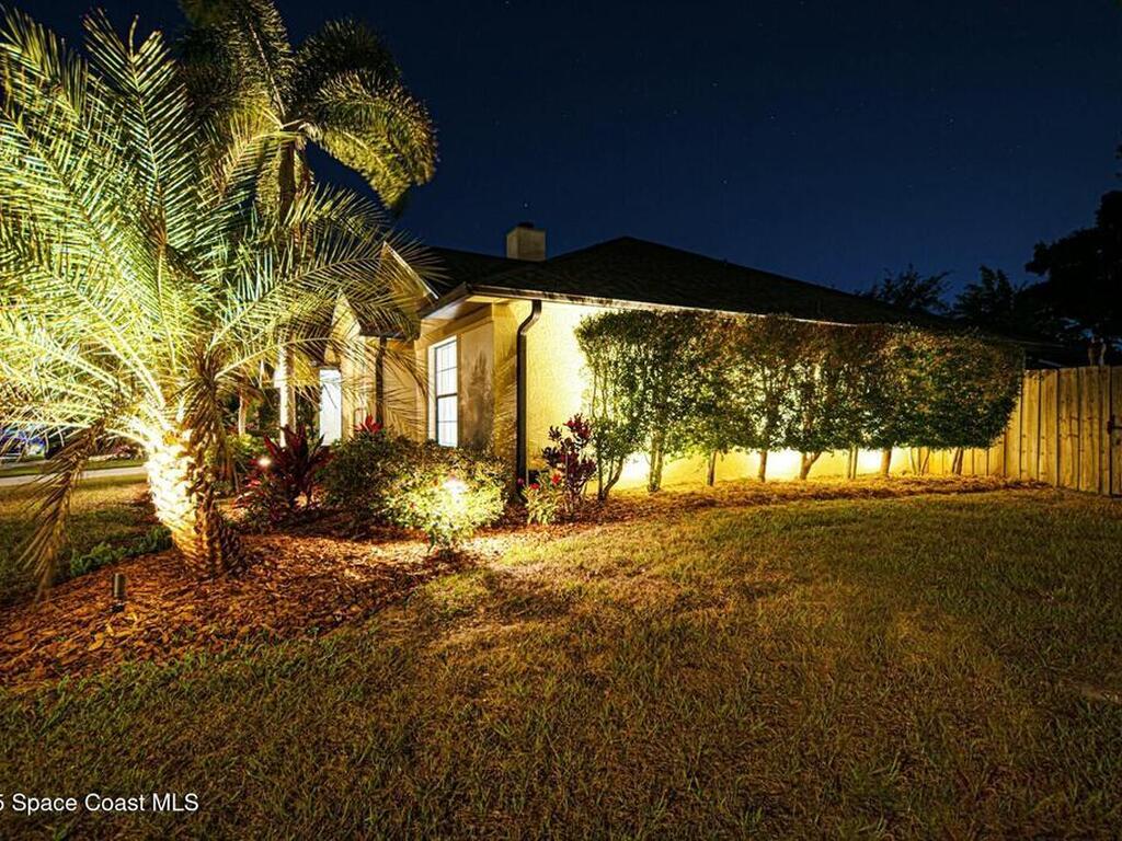 899 Wandering Pine Trail, Rockledge, FL 32955