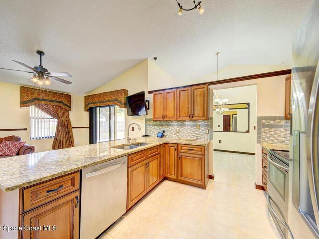 899 Wandering Pine Trail, Rockledge, FL 32955