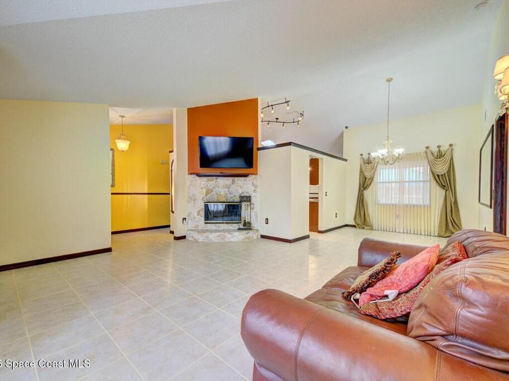 899 Wandering Pine Trail, Rockledge, FL 32955