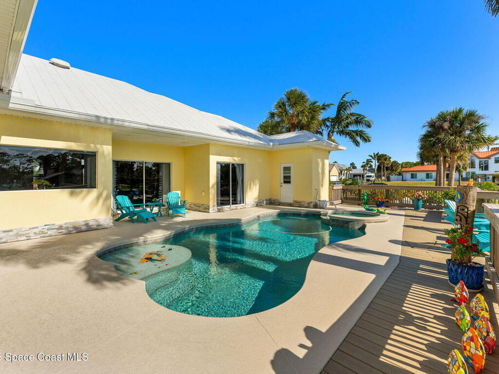 1975 Harbor Point Drive, Merritt Island, FL 32952