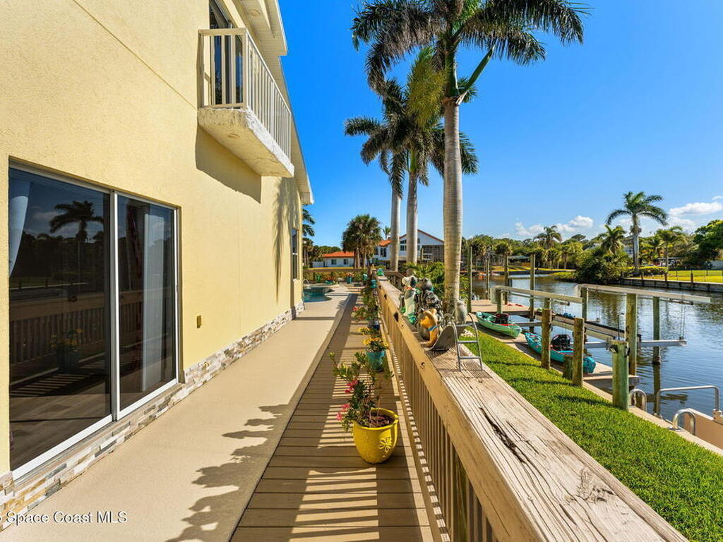 1975 Harbor Point Drive, Merritt Island, FL 32952