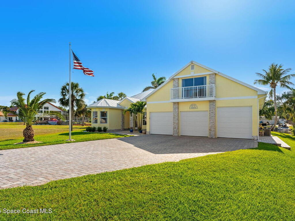 1975 Harbor Point Drive, Merritt Island, FL 32952