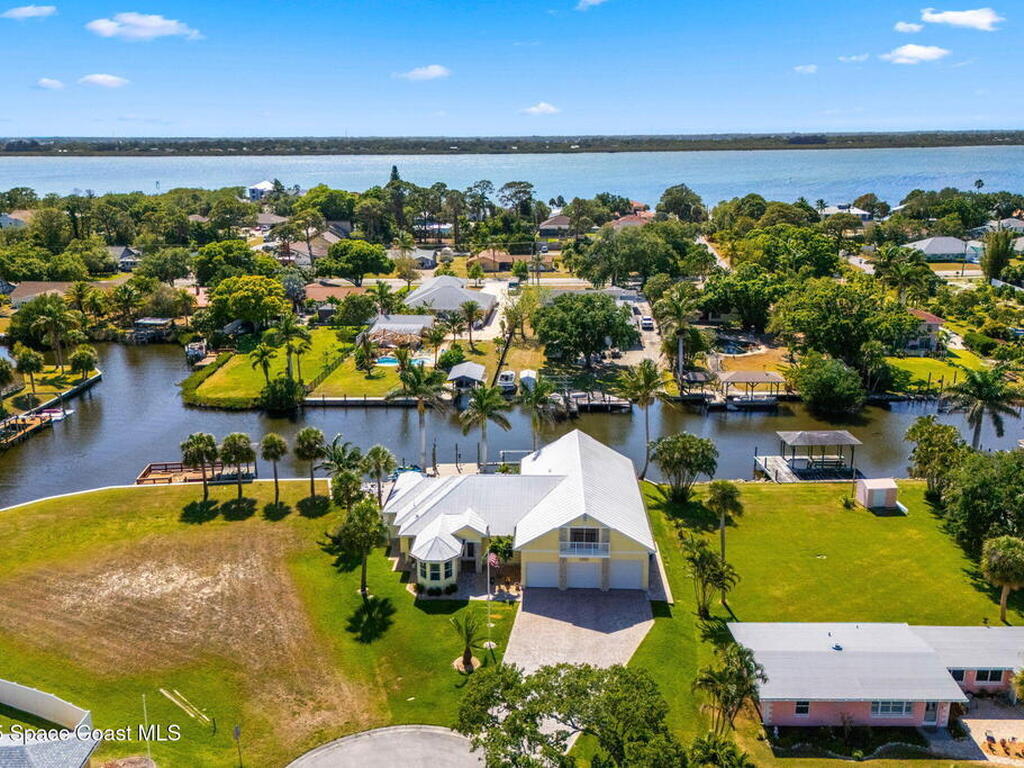 1975 Harbor Point Drive, Merritt Island, FL 32952