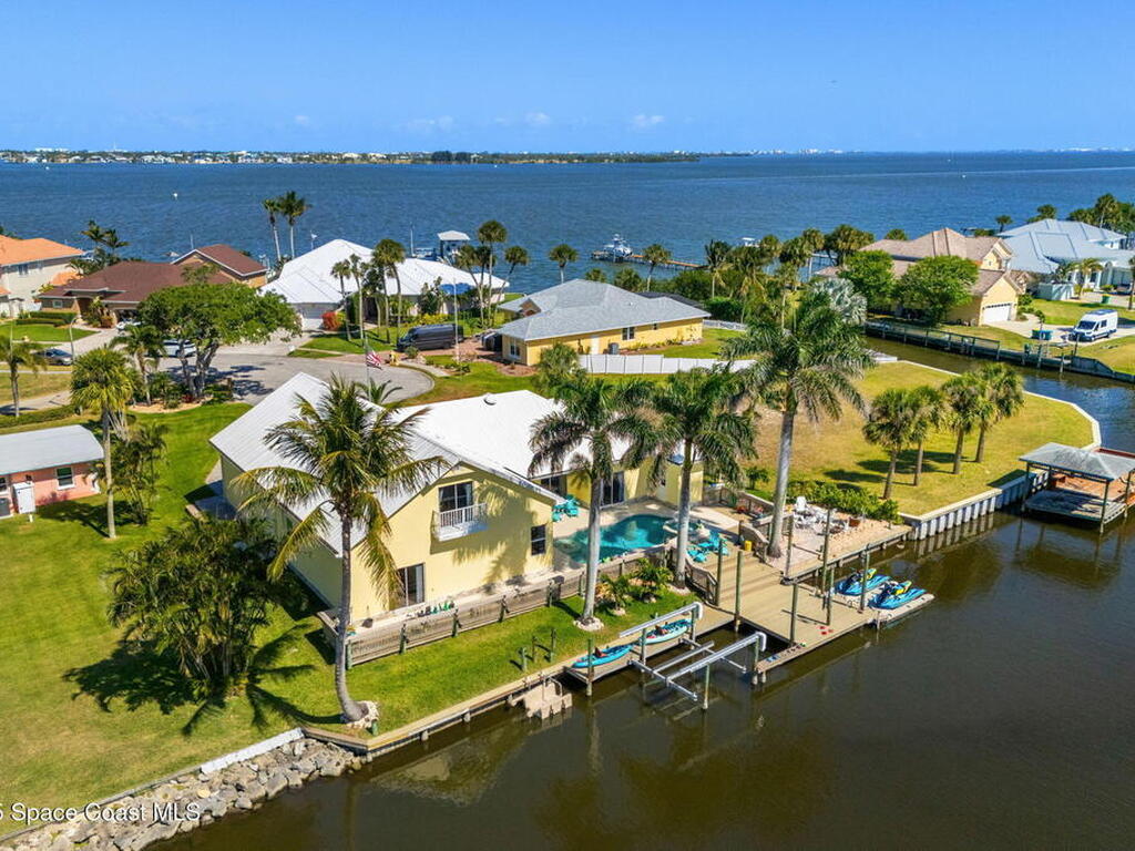 1975 Harbor Point Drive, Merritt Island, FL 32952