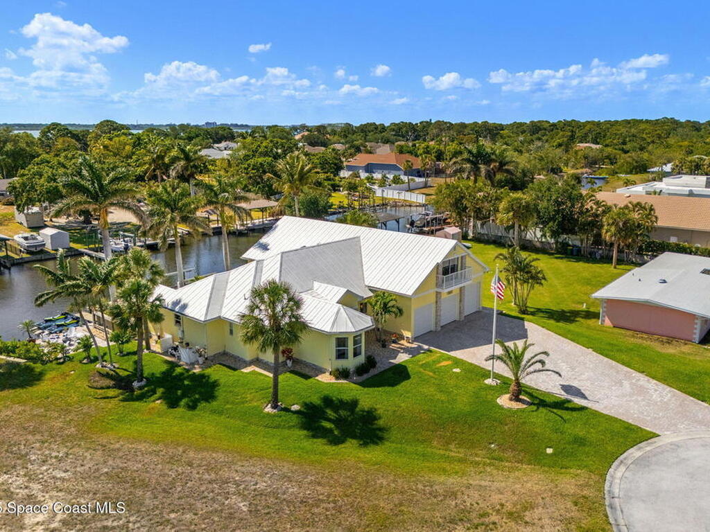 1975 Harbor Point Drive, Merritt Island, FL 32952