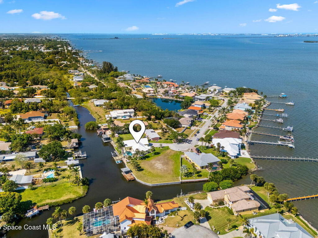 1975 Harbor Point Drive, Merritt Island, FL 32952