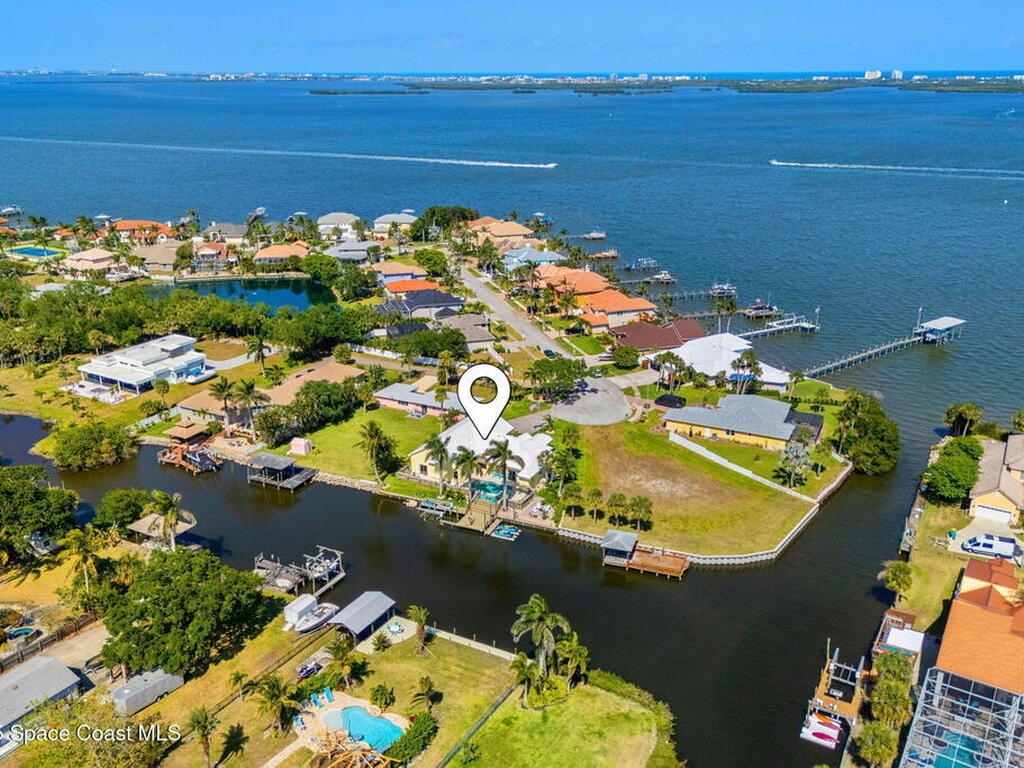 1975 Harbor Point Drive, Merritt Island, FL 32952