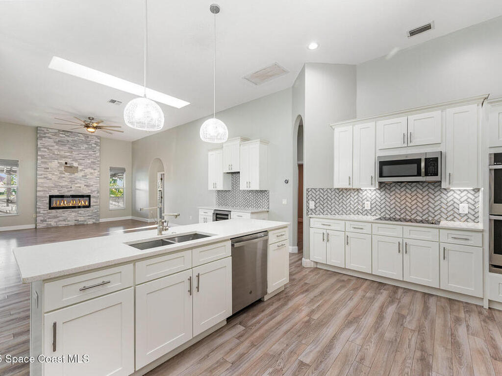 3611 Gatlin Drive, Rockledge, FL 32955