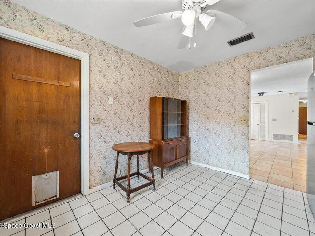 945 E Richland Avenue, Merritt Island, FL 32953
