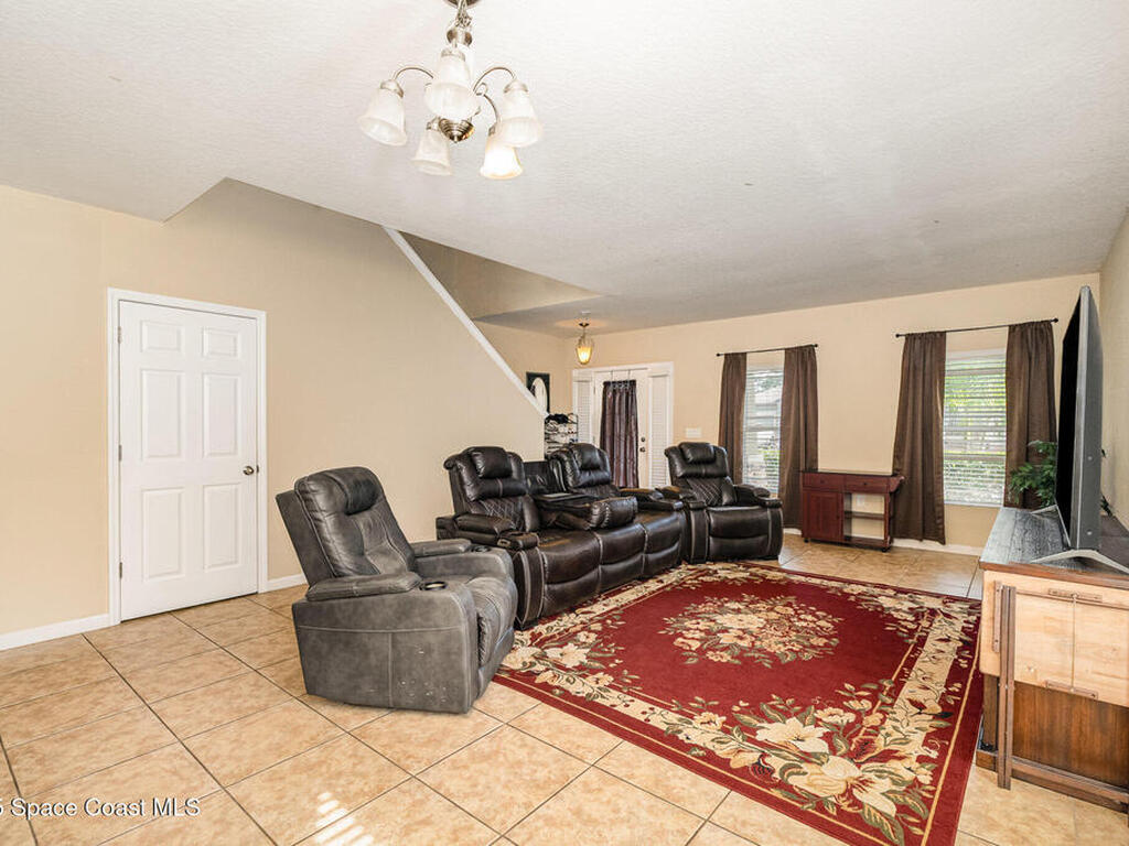 2391 Okalani Street, Melbourne, FL 32940