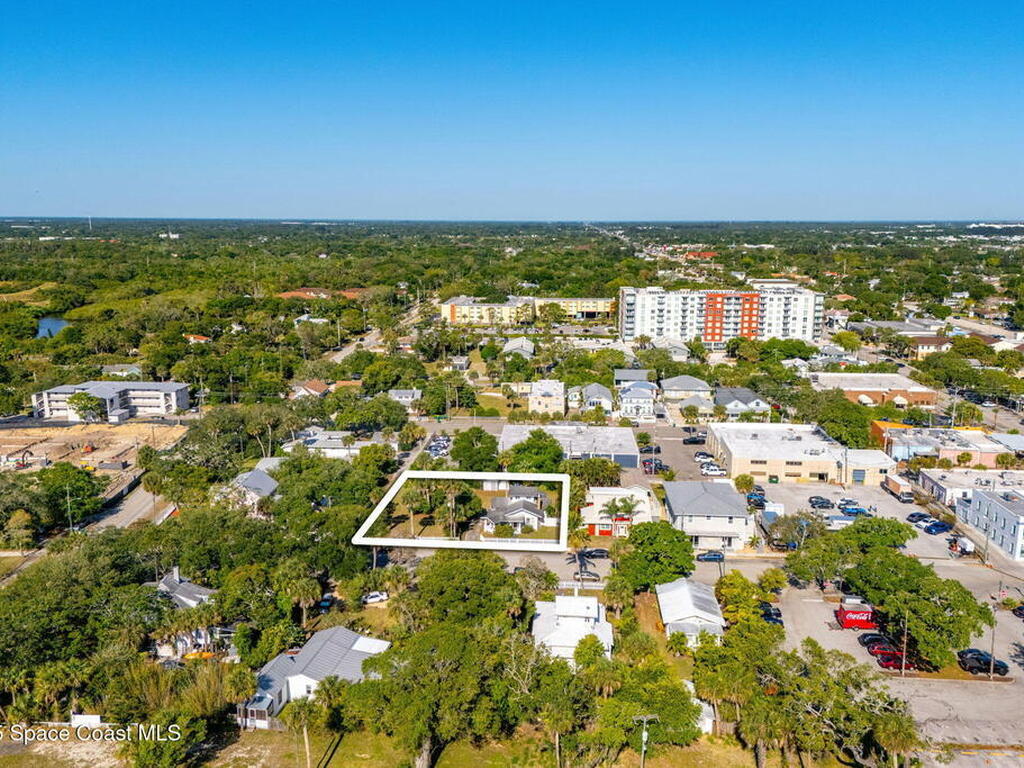 2106 Vernon Place, Melbourne, FL 32901