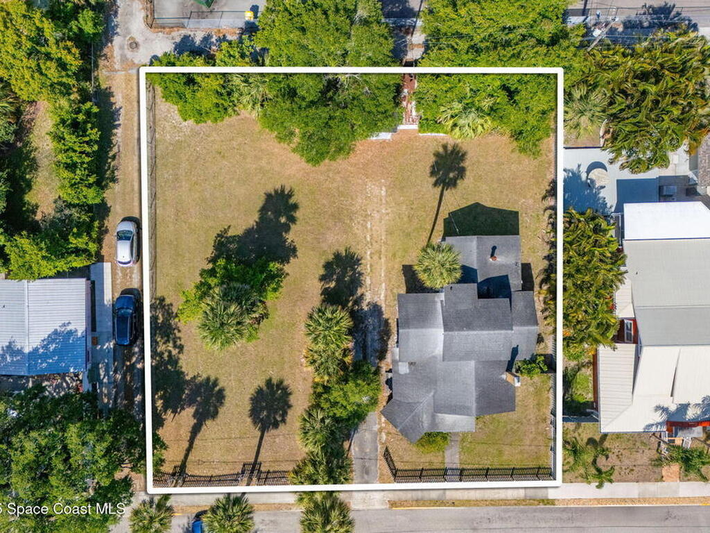 2106 Vernon Place, Melbourne, FL 32901